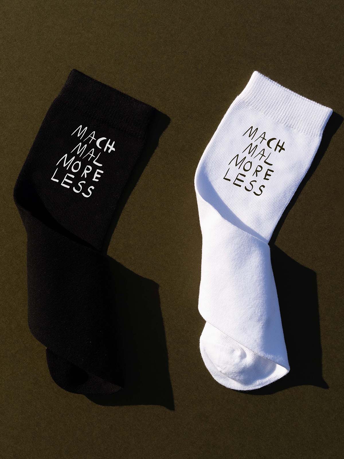 Socken unisex — "MACH MAL MORE LESS"