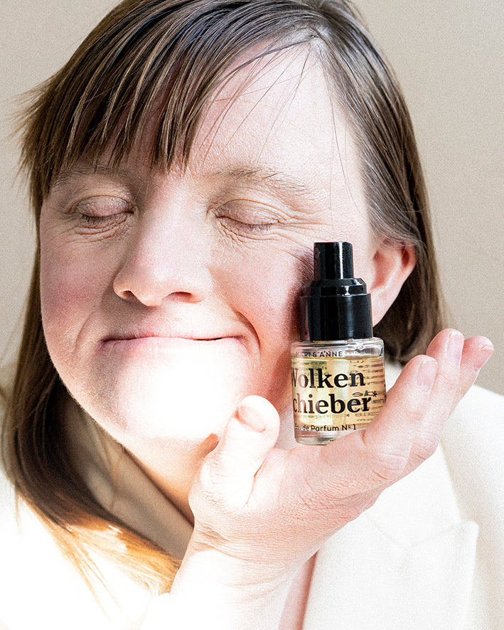 WOLKENSCHiEBER — EAU DE PARFUM NO. 1 "FEIN"