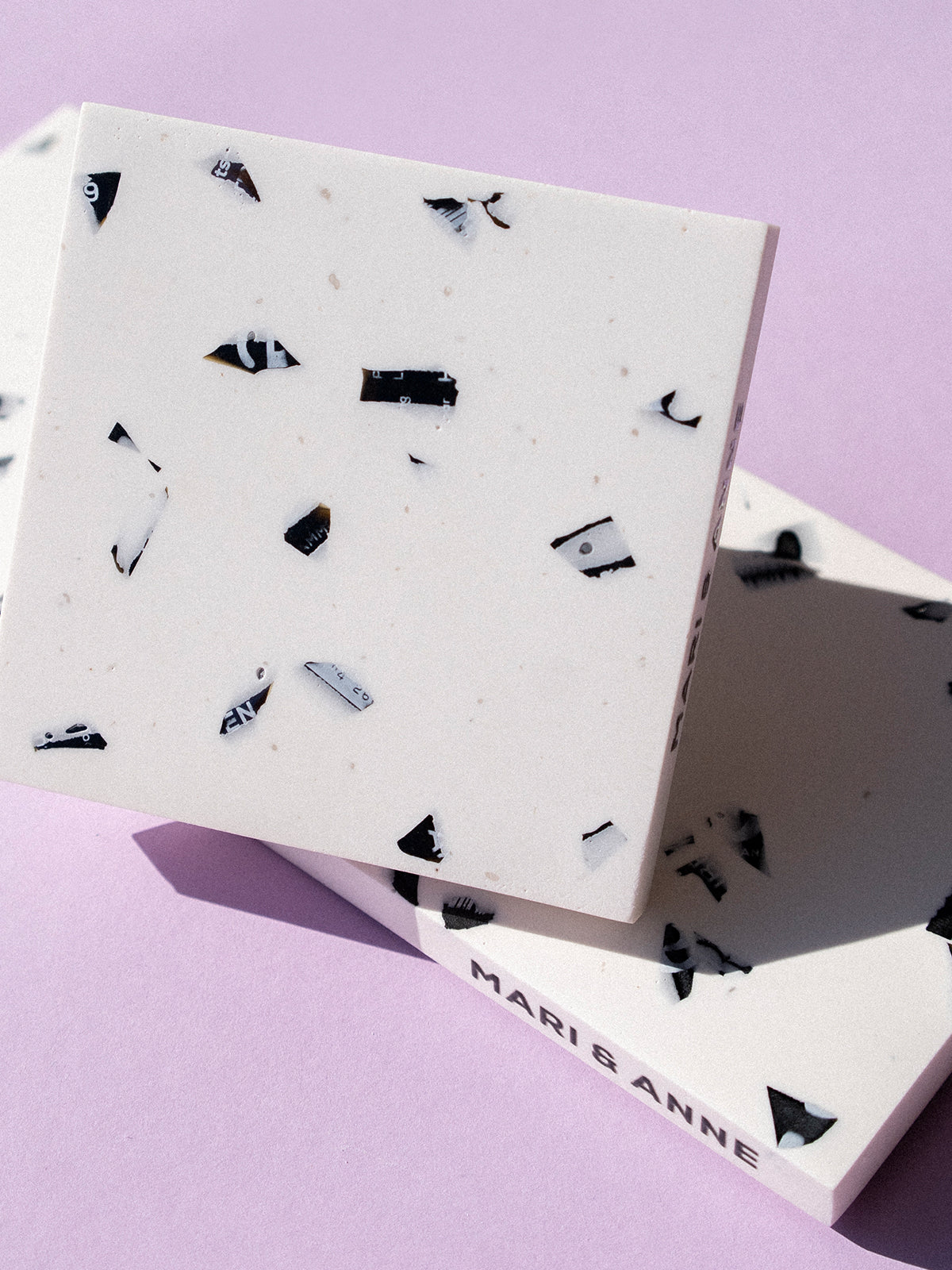 B-WARE RECYCELTE TERAZZOPLATTE — TERAZZOPLATTE "RECYCELT"