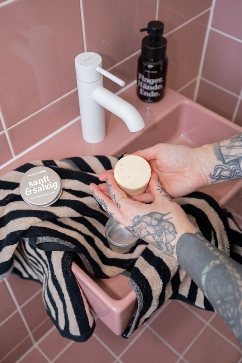 sanft & salzig — Peelingseife "sensitiv"